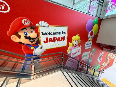 Narita airport’s welcoming party